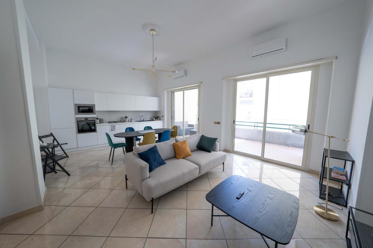 Chiaia Apartment San Pasquale By Dimorra Napels Buitenkant foto