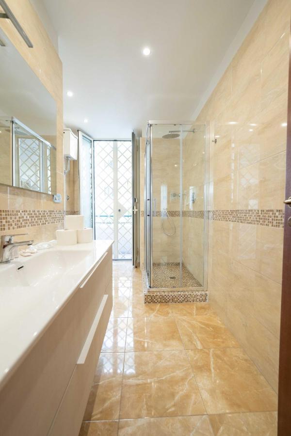 Chiaia Apartment San Pasquale By Dimorra Napels Buitenkant foto